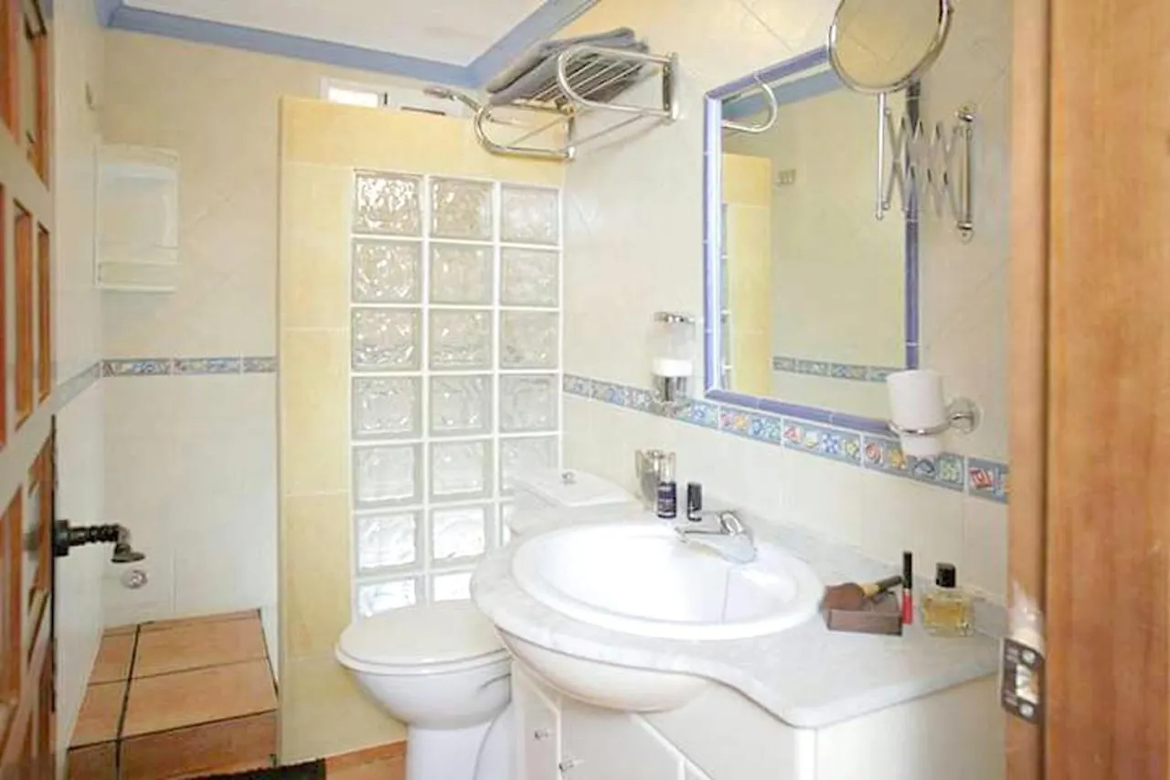 Comfortable Bungalow In Tarifa, Mountain View. 0*, Tarifa